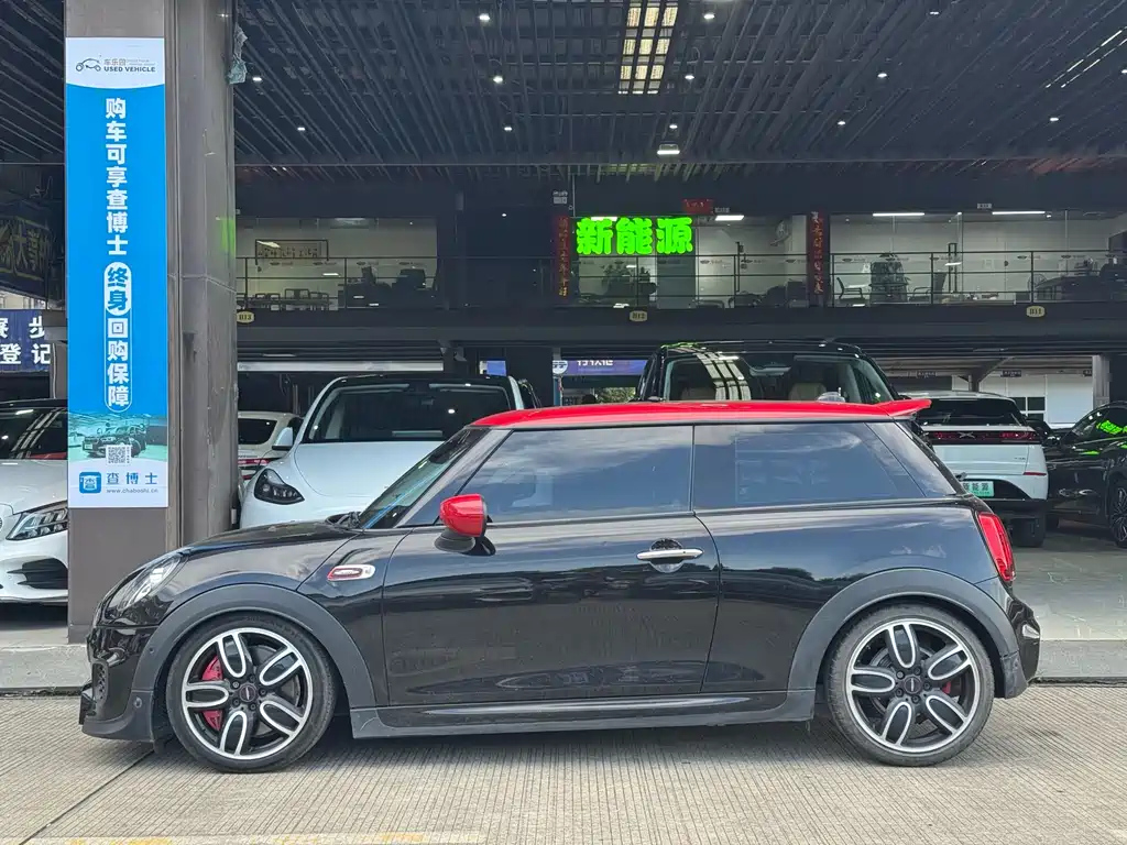 MINI JCW 2020