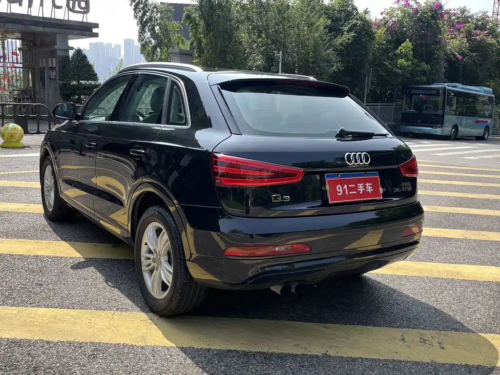AUDI Q3 2013
