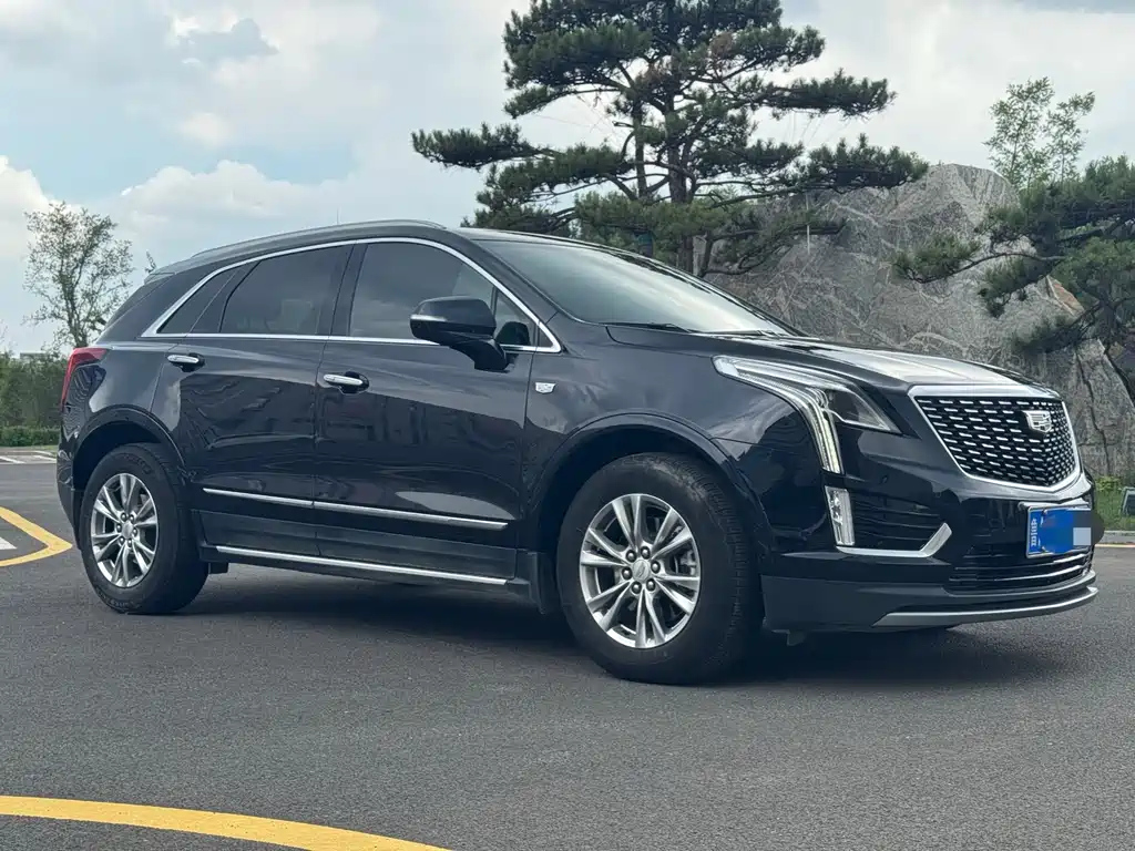 CADILLAC XT5 2021