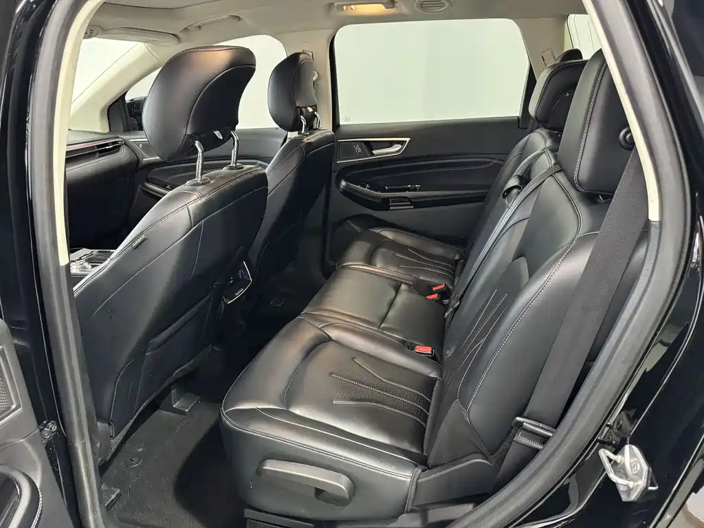 FORD EDGE 2021