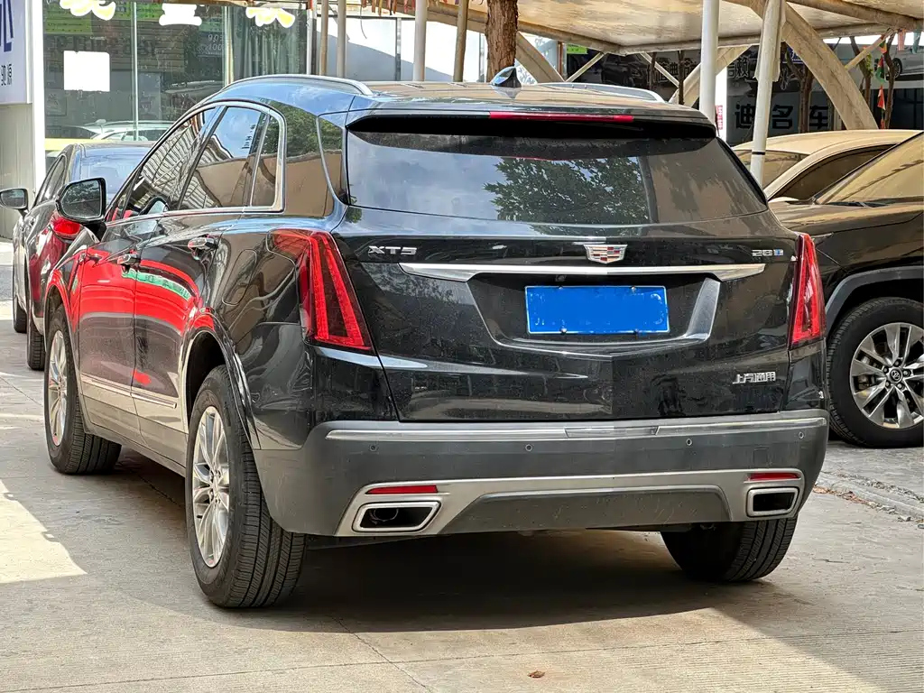CADILLAC XT5 2022