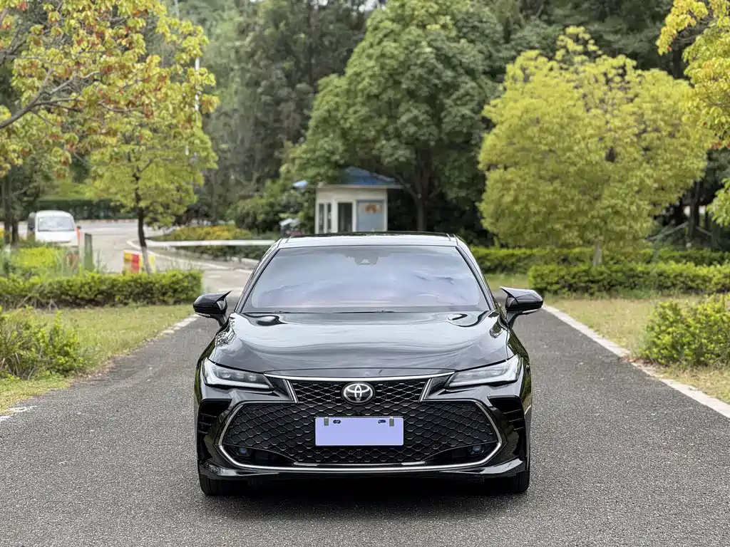 TOYOTA AVALON 2024