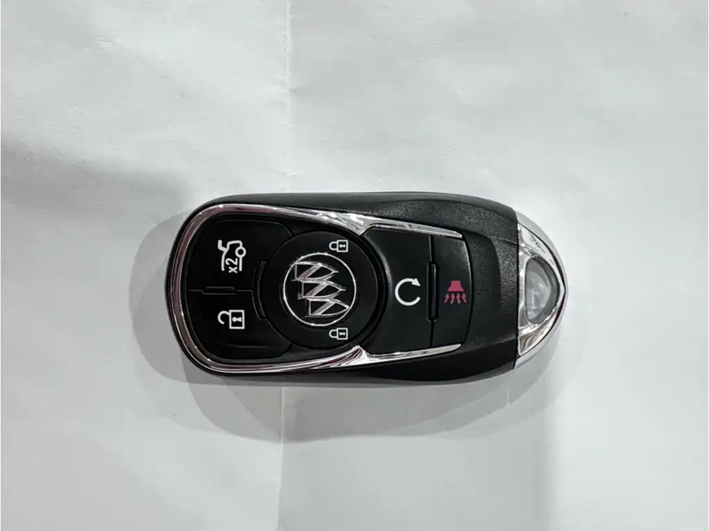 BUICK LACROSSE 2017