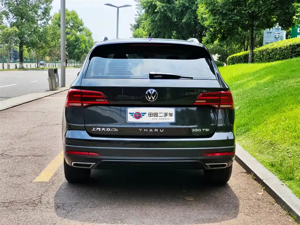 VOLKSWAGEN THARU 2022