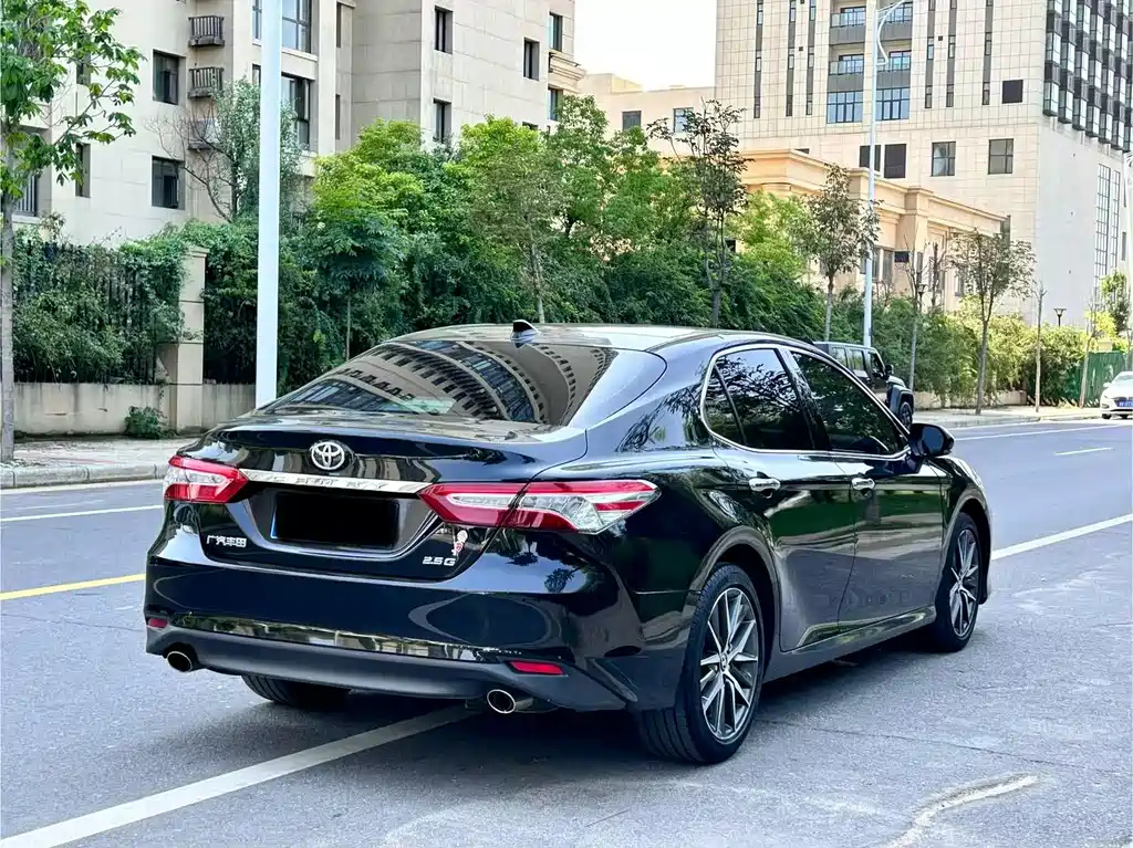 TOYOTA CAMRY 2022