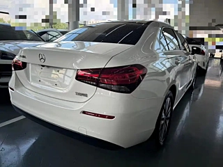 MERCEDES BENZ A-CLASS  2022 YEAR A 180 L 2022