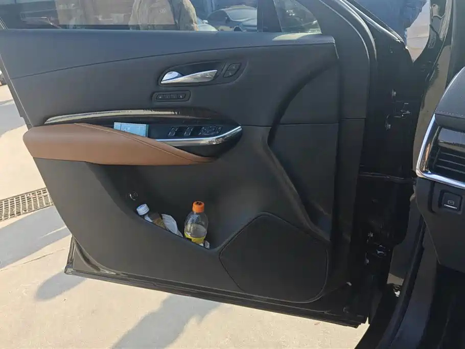 CADILLAC XT4 2022