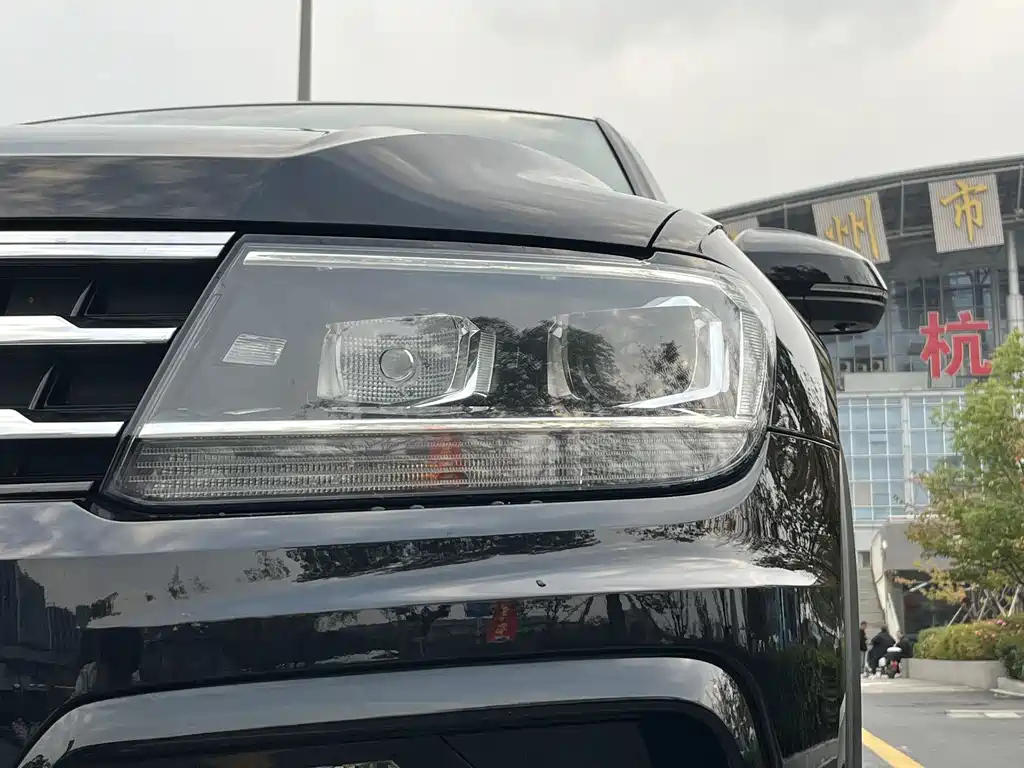 VOLKSWAGEN TIGUAN L 2021