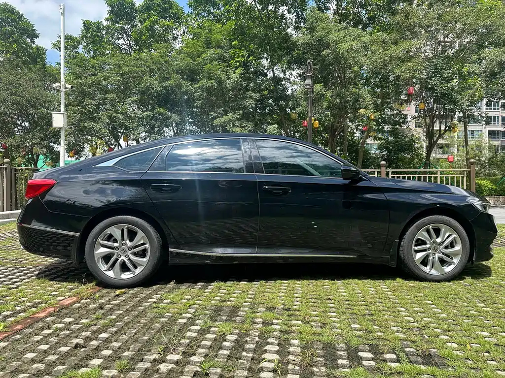 HONDA ACCORD 2020