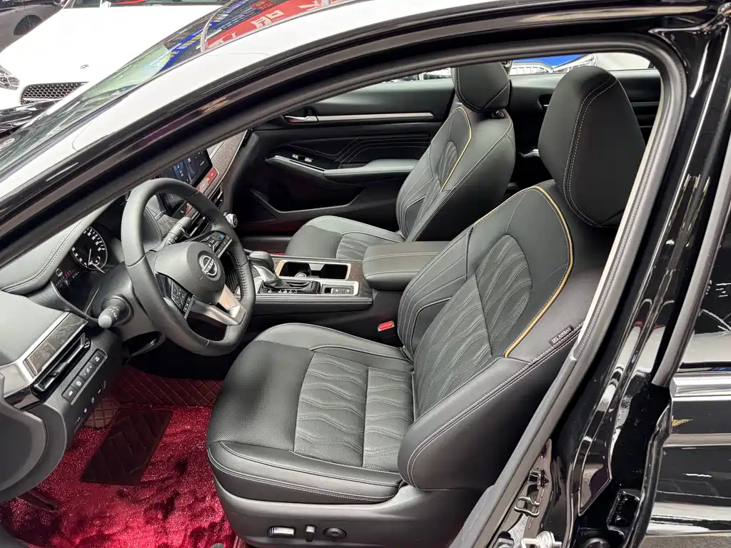 NISSAN TEANA 2024