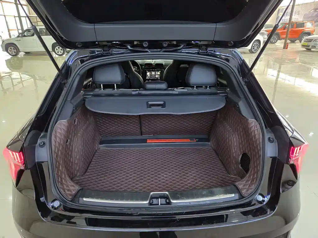 LYNK&CO 02 HATCHBACK 2022