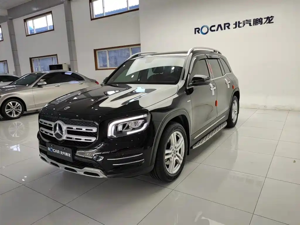 MERCEDES BENZ GLB 2023