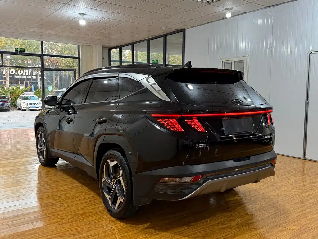 HYUNDAI TUCSON 2023