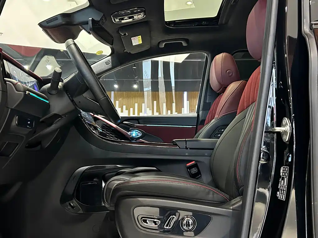 TRUMPCHI M8 2024