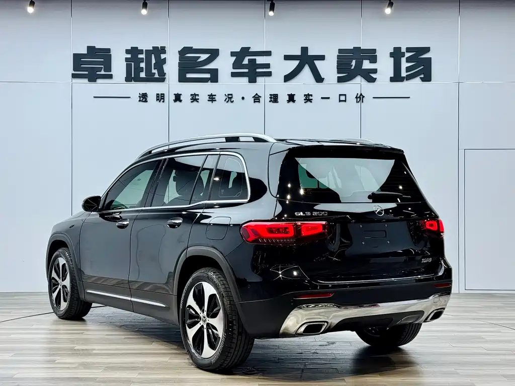 MERCEDES BENZ GLB 2021