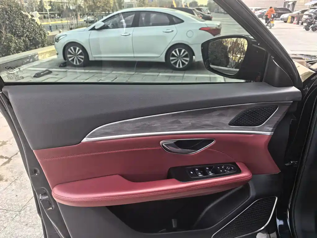 JETOUR X70 PLUS 2023