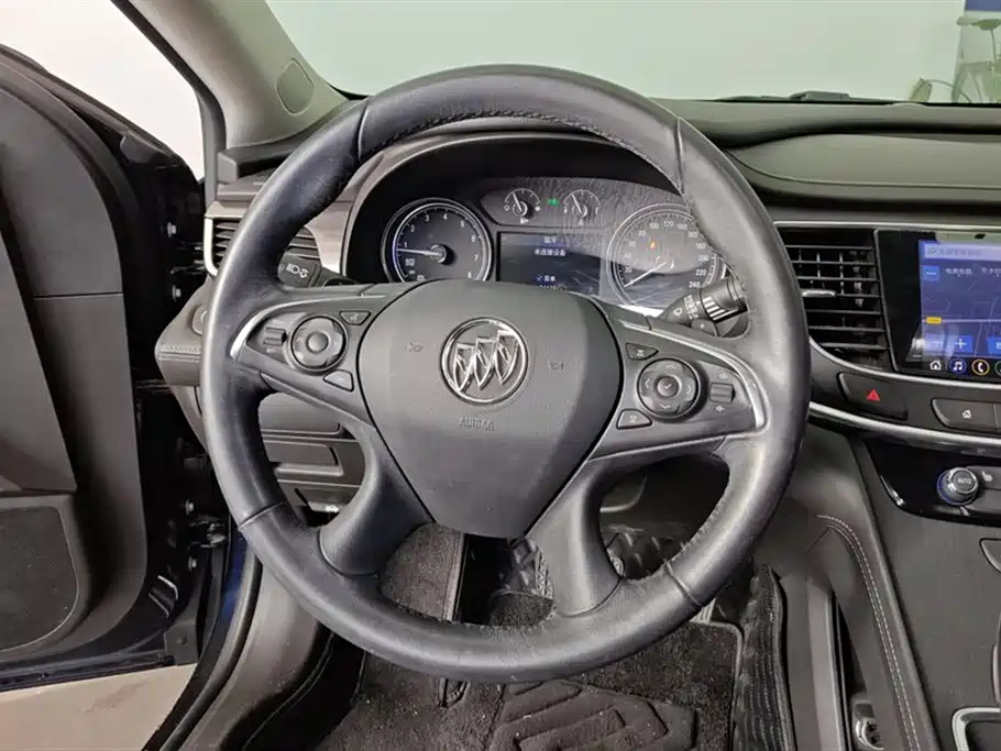 BUICK LACROSSE 2020
