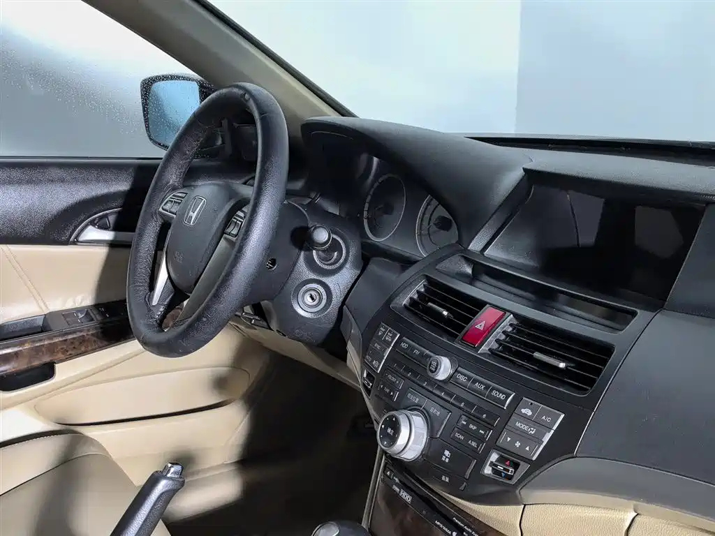 HONDA ACCORD 2010