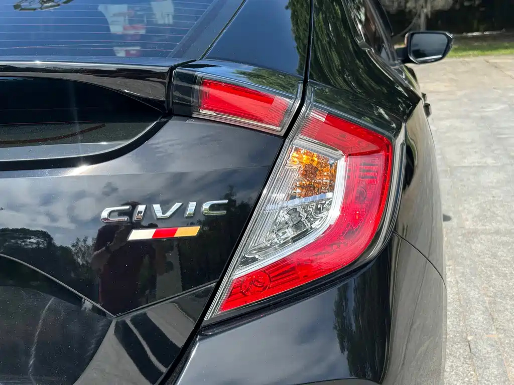 HONDA CIVIC 2021