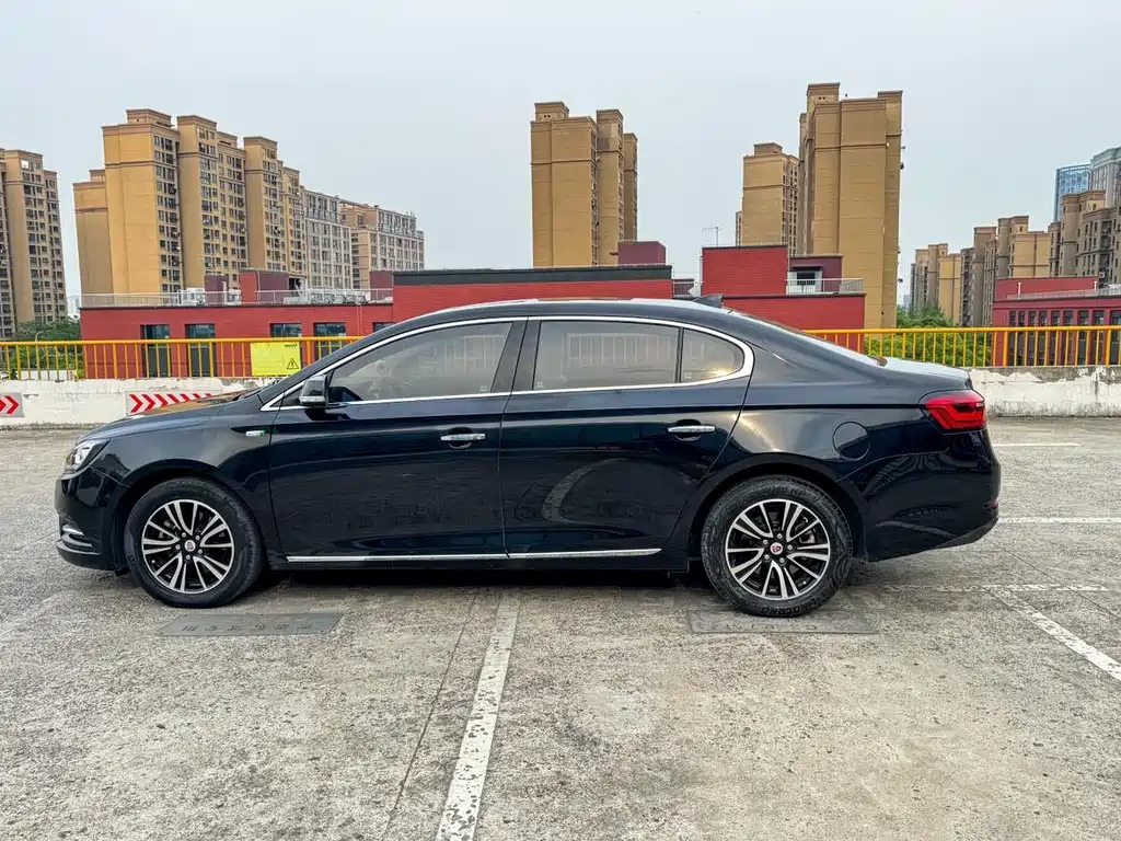 ROEWE E950 2017