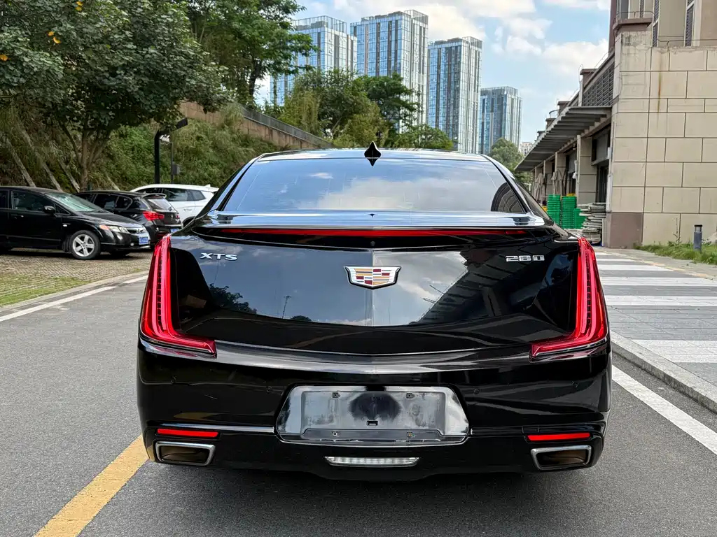 CADILLAC XTS 2018
