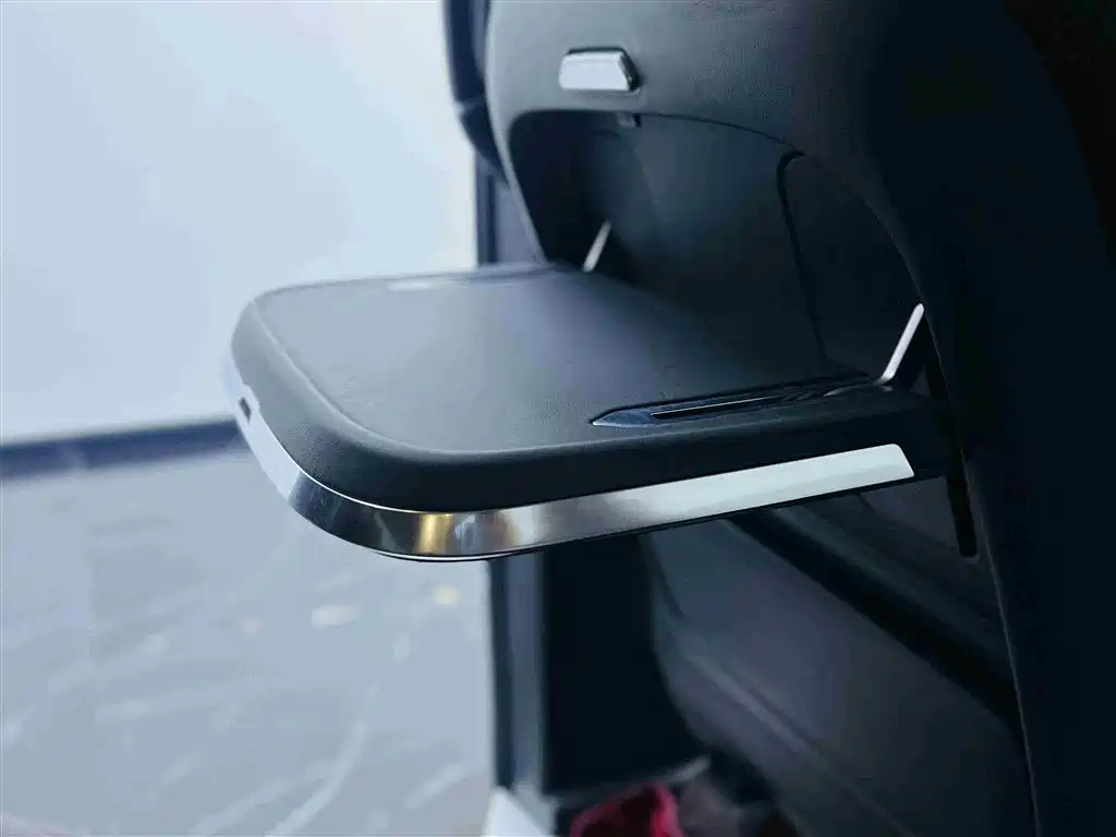 HONGQI HQ9 2022
