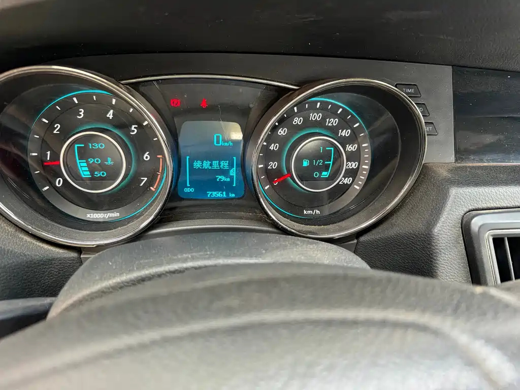 BAIC SENOVA D50 2015