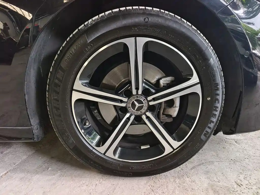 MERCEDES BENZ A-CLASS 2024