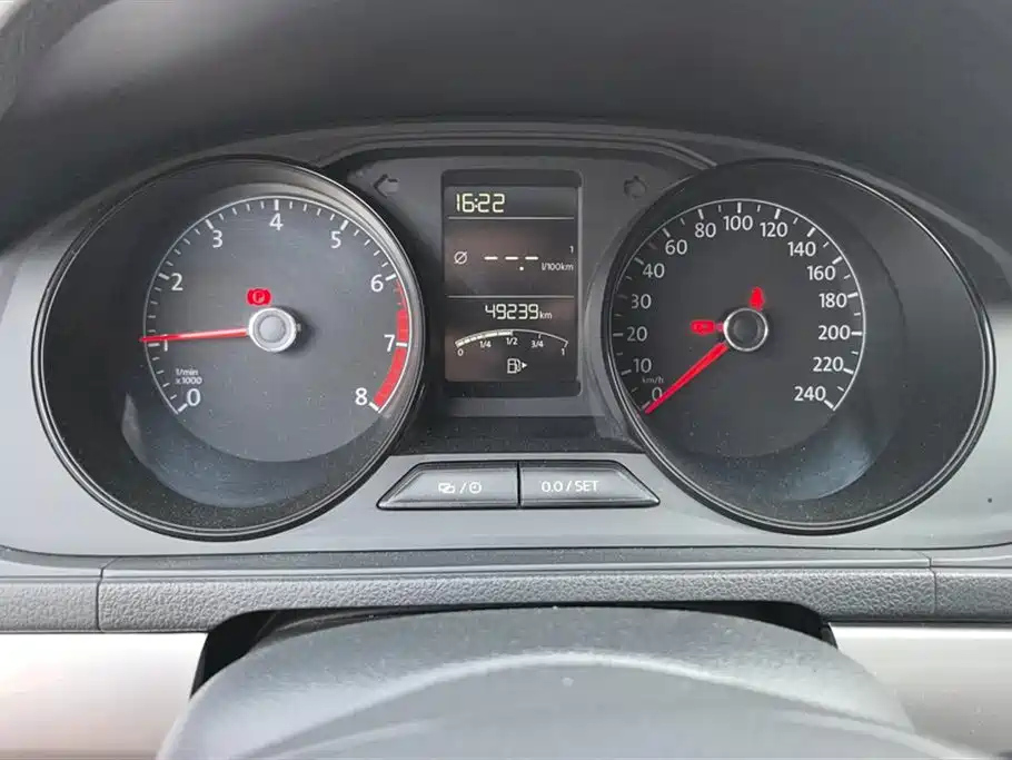 VOLKSWAGEN LAVIDA 2021
