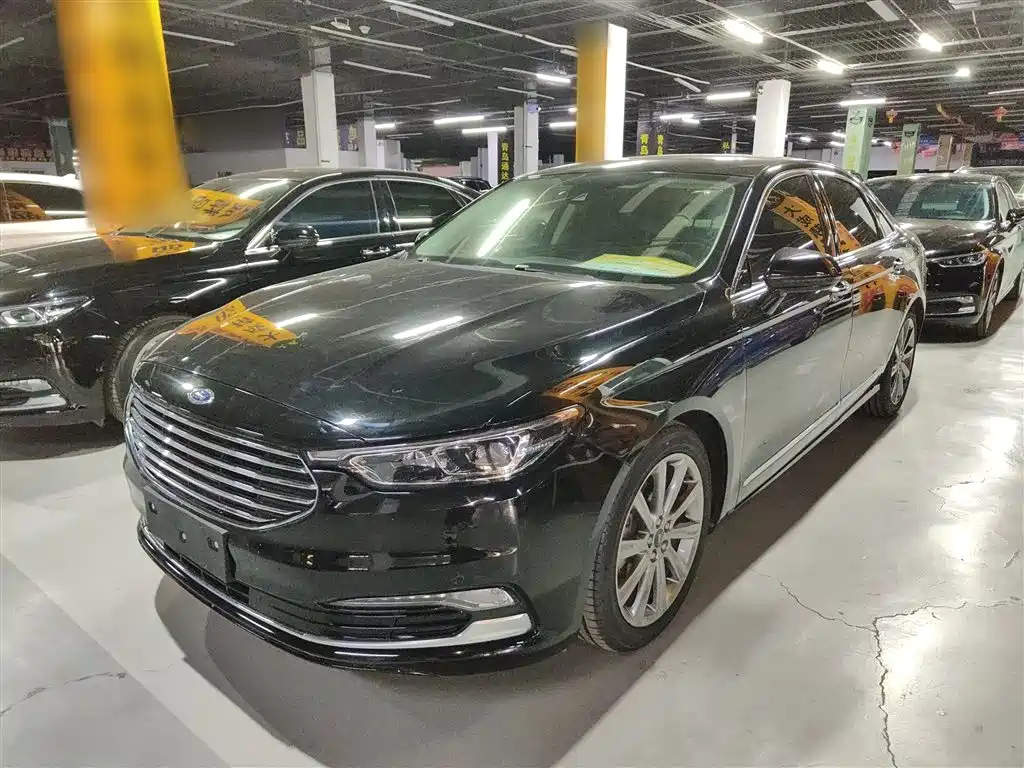FORD TAURUS 2021