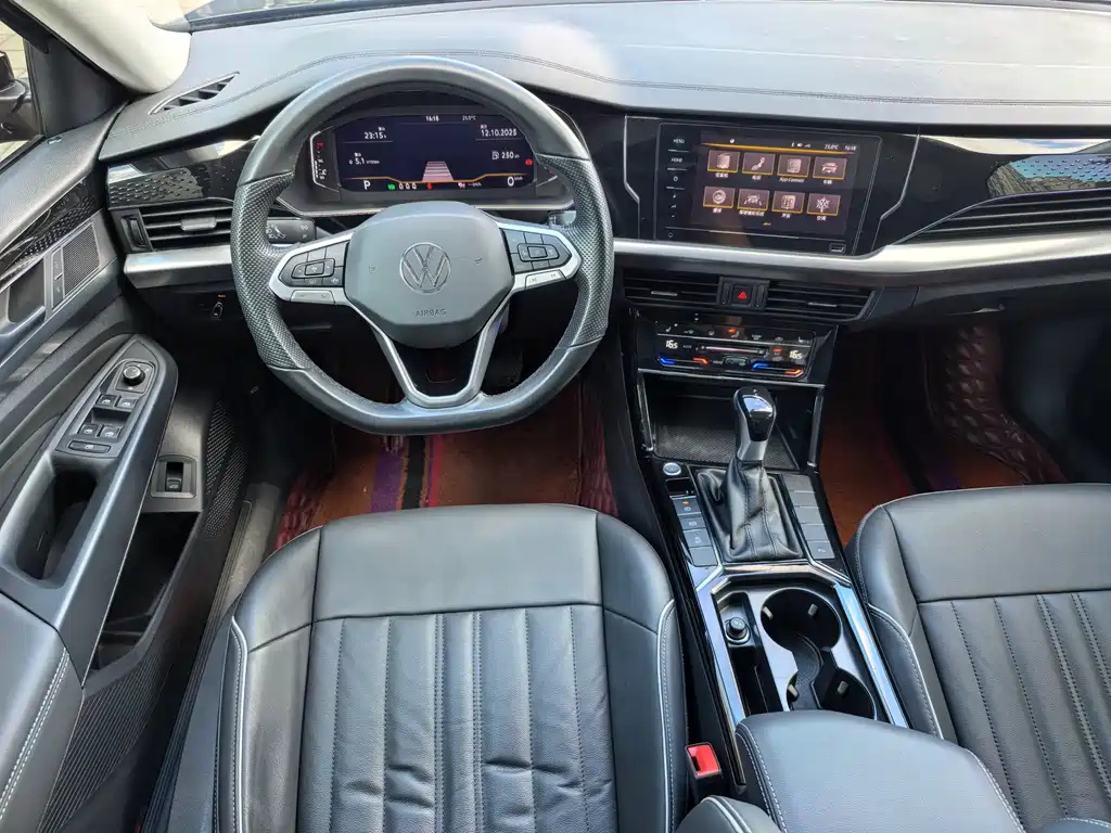 VOLKSWAGEN PASSAT 2021