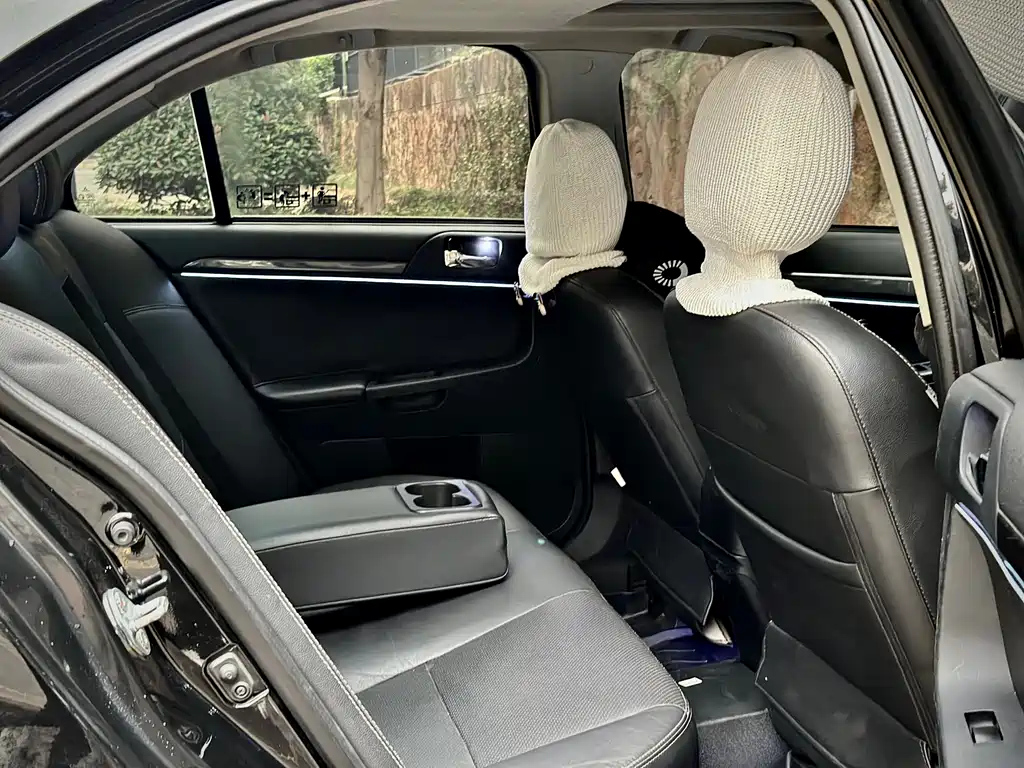 MITSUBISHI LANCER EX 2012