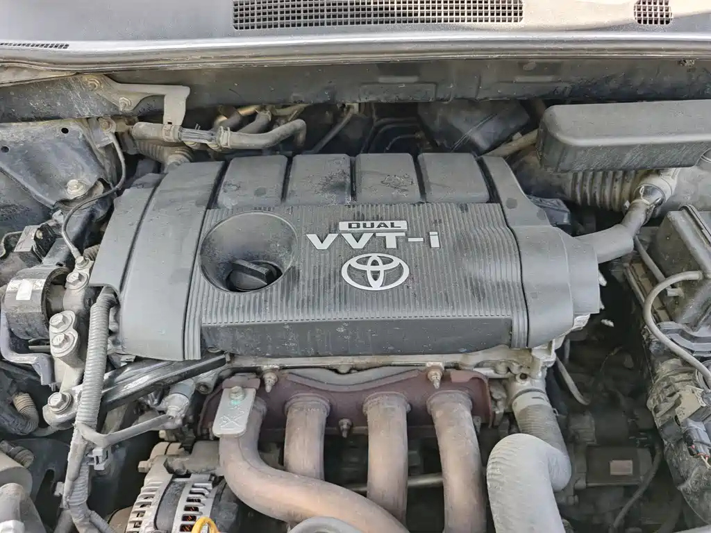 TOYOTA HIGHLANDER 2011