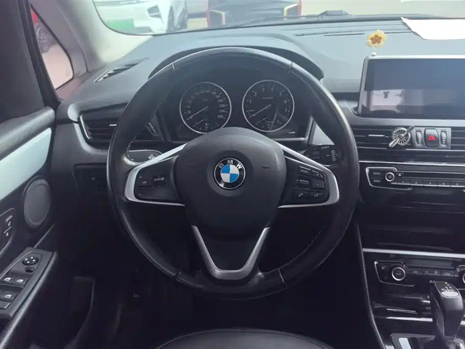 BMW 2-SERIES STATION WAGON 2016