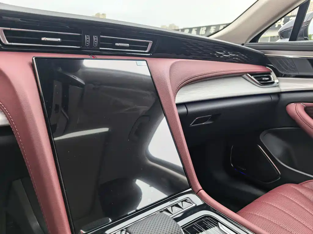 HONGQI H5 2025