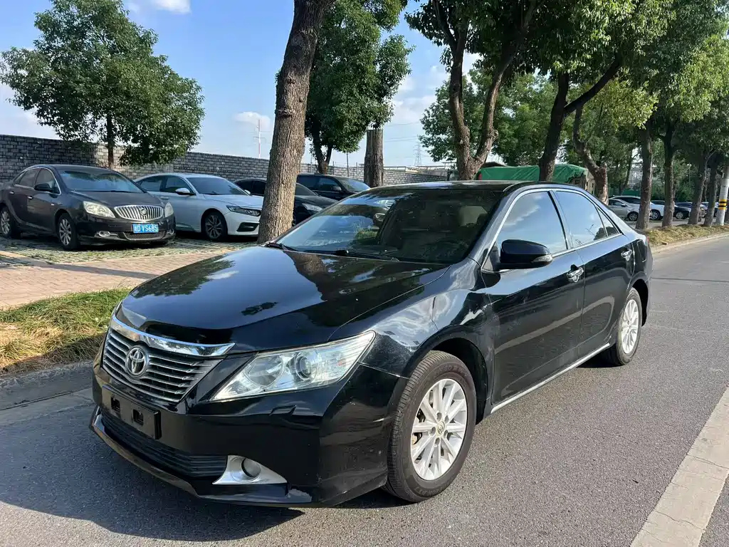 TOYOTA CAMRY 2012