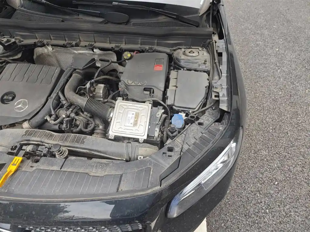 MERCEDES BENZ GLB 2021