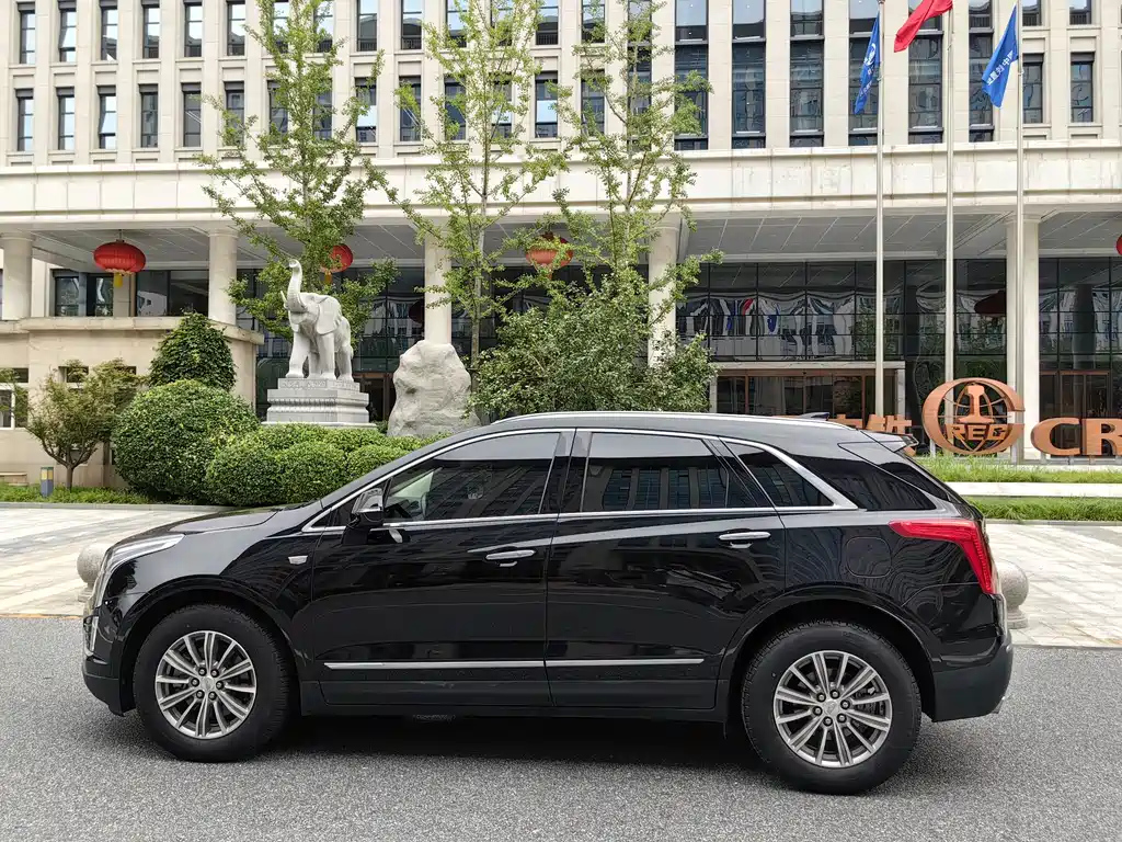 CADILLAC XT5 2018