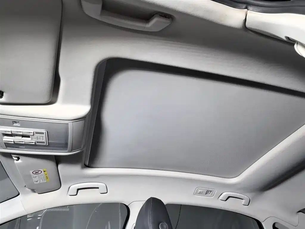 VOLKSWAGEN PASSAT 2019