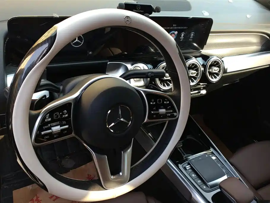 MERCEDES BENZ GLB 2020