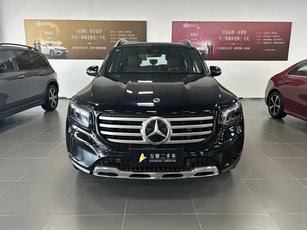 MERCEDES BENZ GLB 2024
