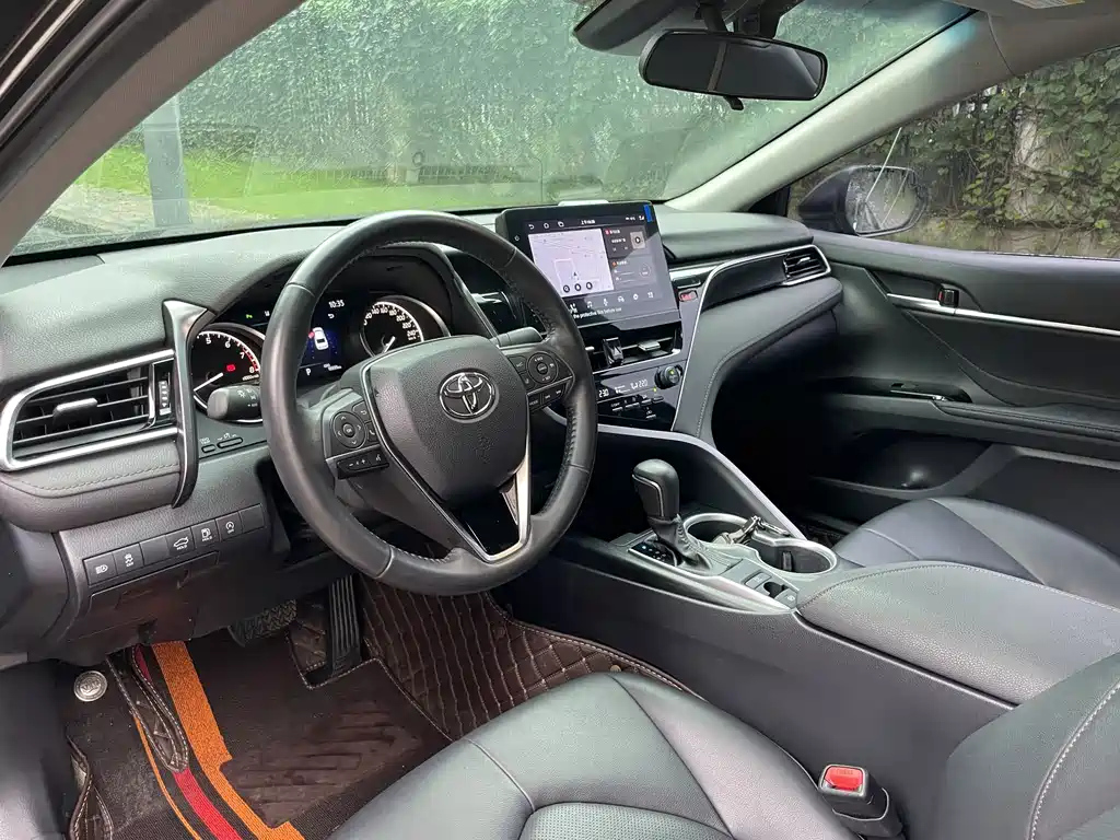 TOYOTA CAMRY 2023