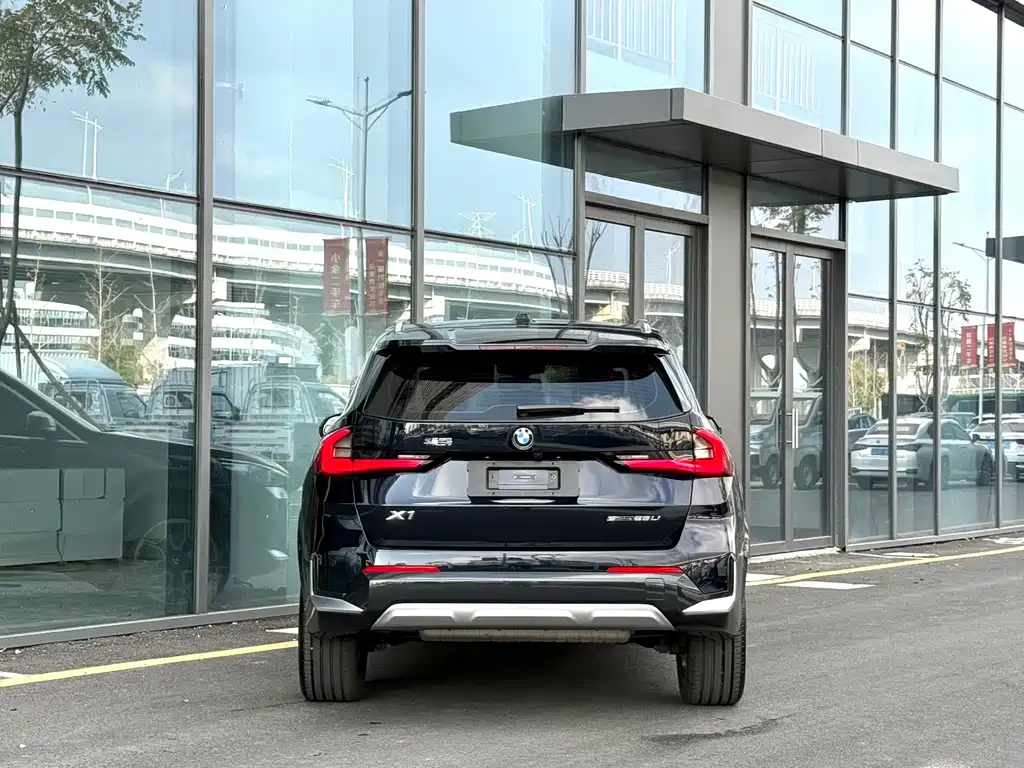 BMW X1 2025