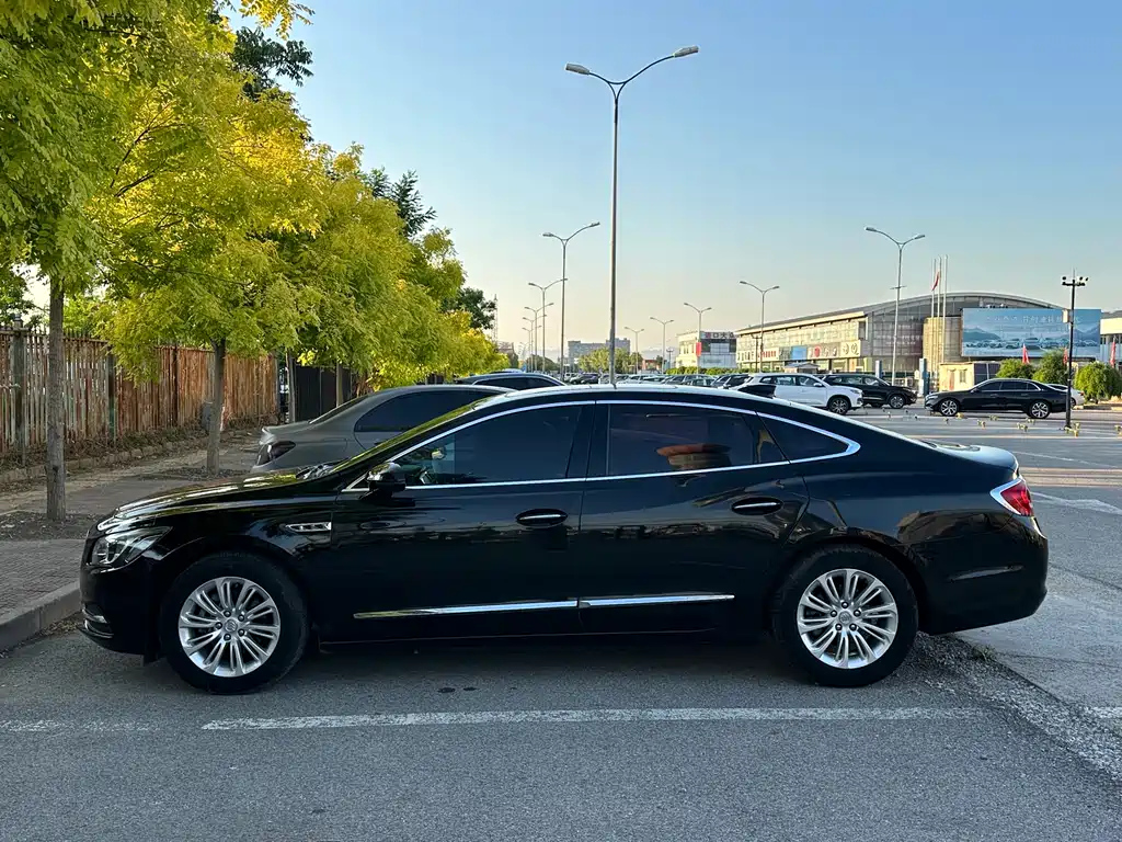 BUICK LACROSSE 2016
