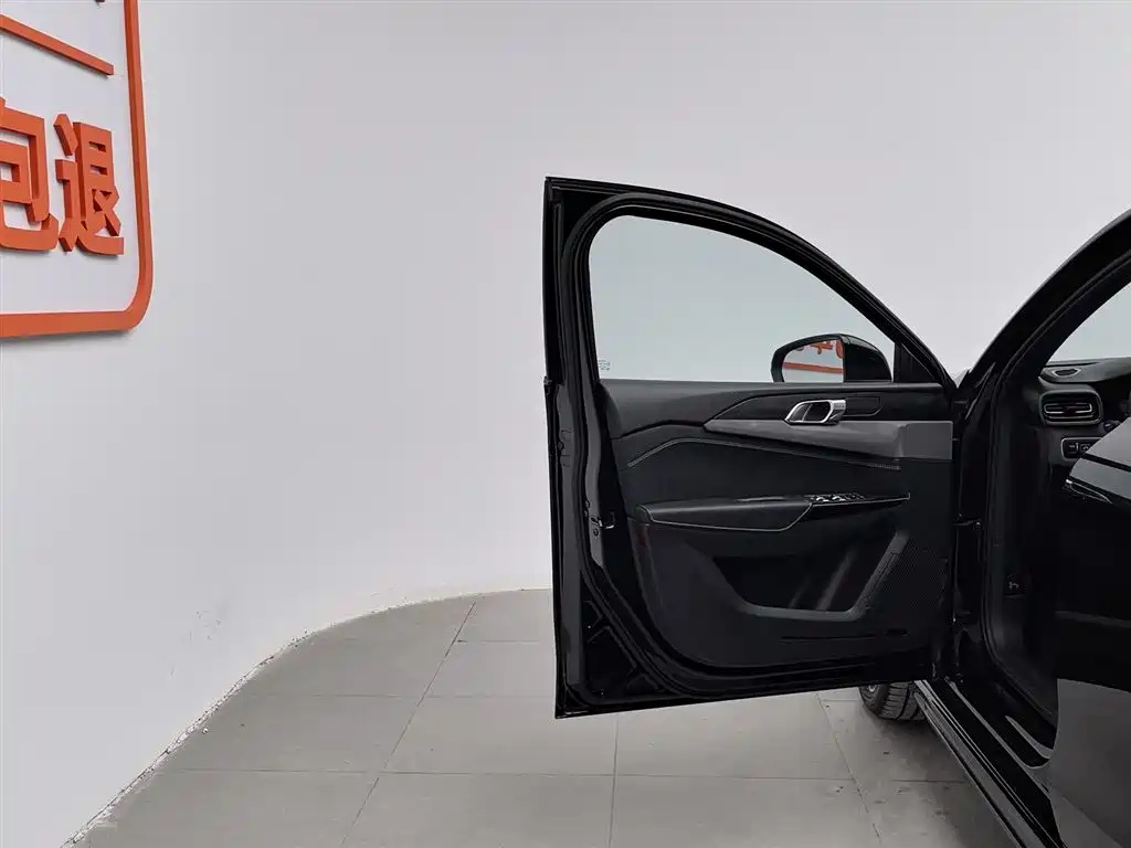 LYNK&CO 02 HATCHBACK 2022