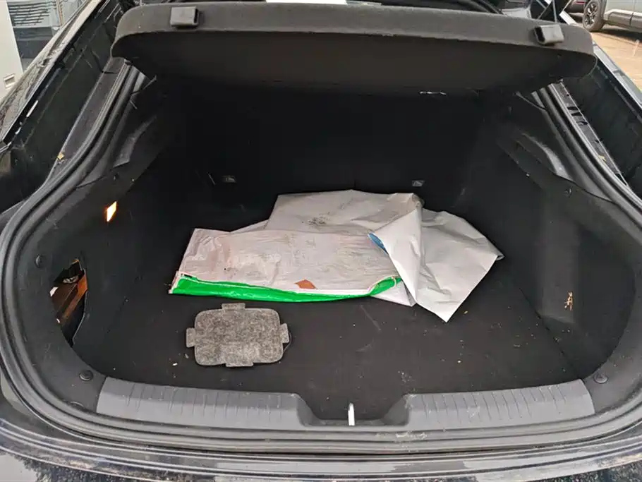 CHANGAN UNI-V SMART IDD 2024
