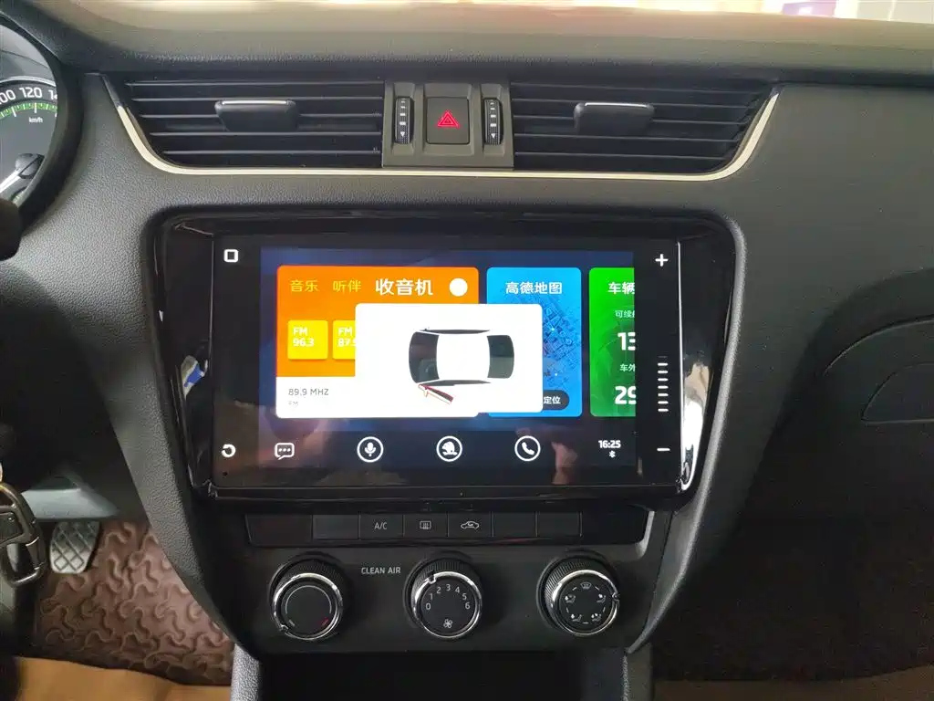 SKODA OCTAVIA 2019