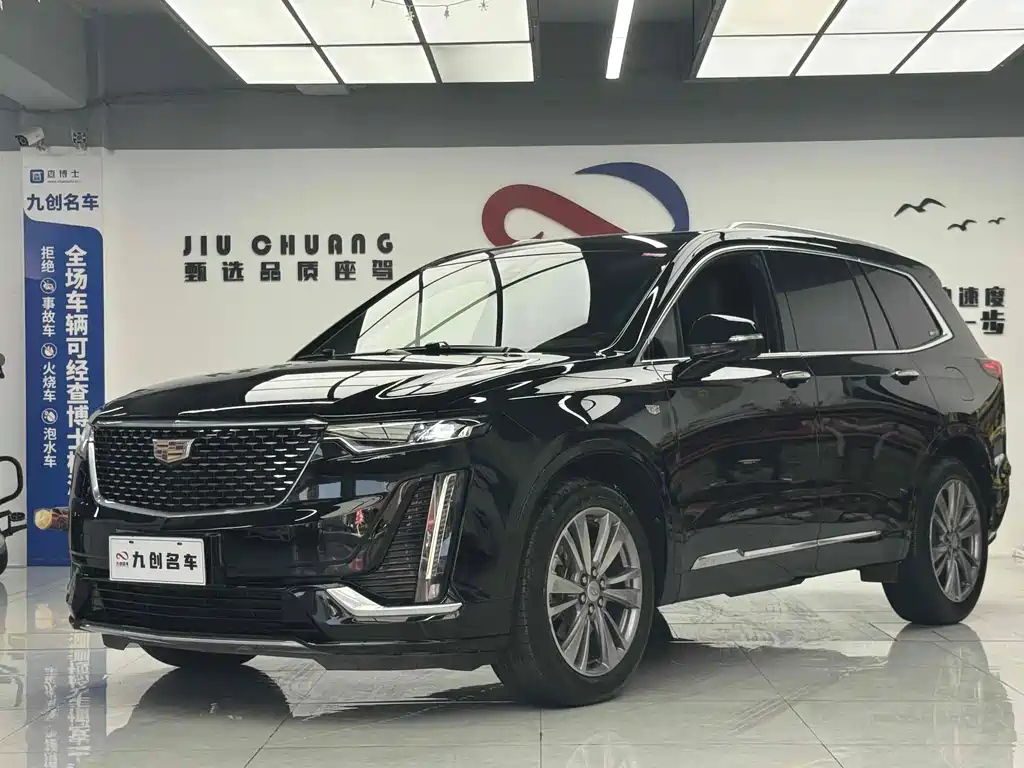 CADILLAC XT6 2021