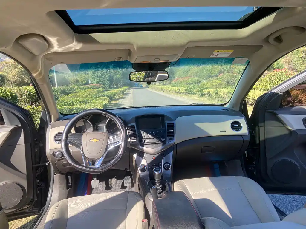 CHEVROLET CRUZE 2016