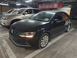 VOLKSWAGEN SAGITAR 2016